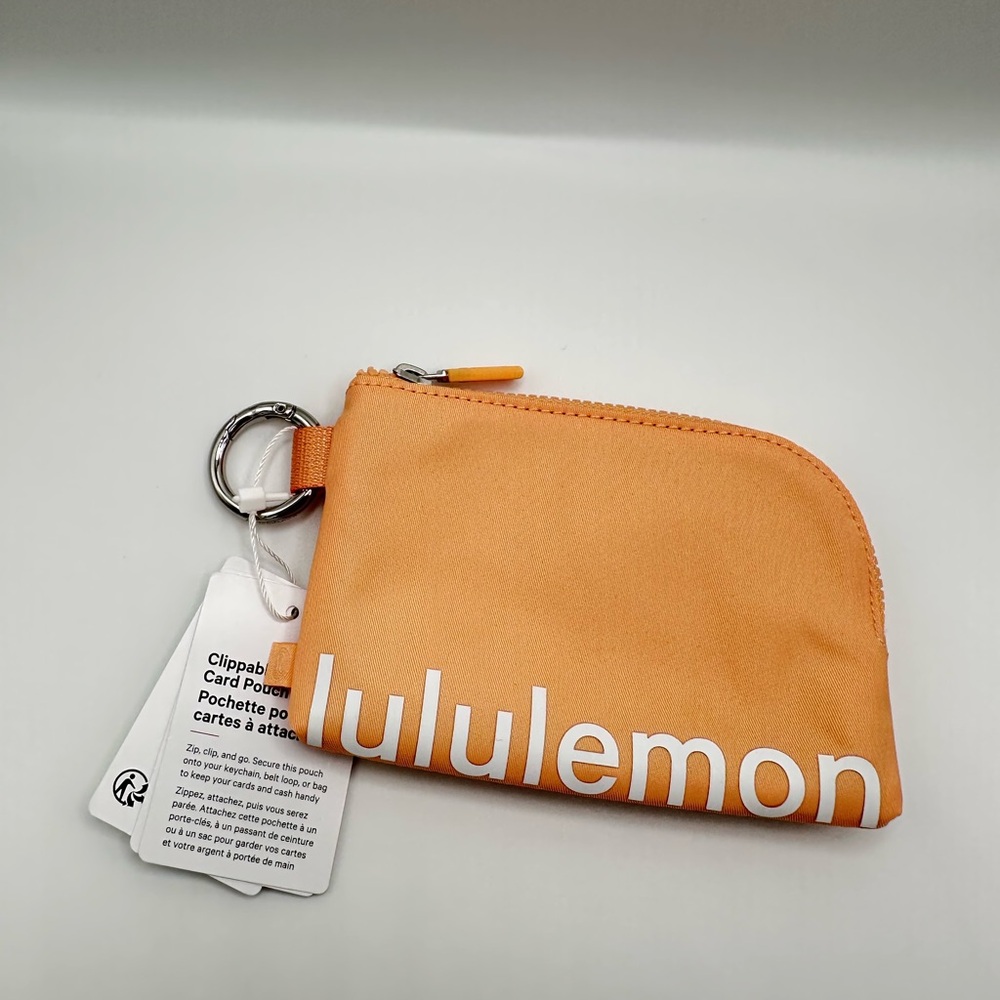 Lululemon Clippable Card Pouch (Peach Bellini) *SOLD OUT - 0021